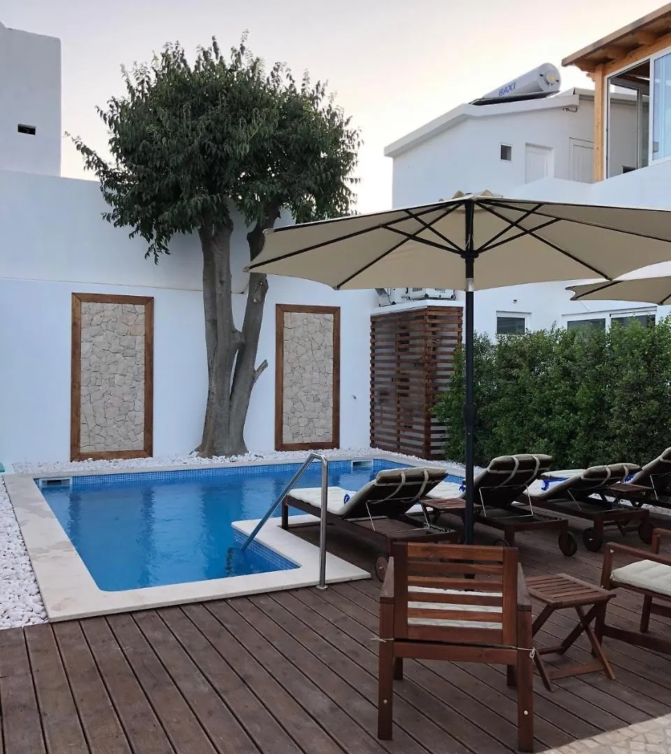 Villa Rio Guest House Suites Portimao 4*,  Portugal