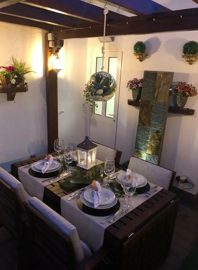 Villa Rio Guest House Suites Portimao 4*,